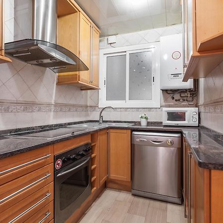Flateli Lepant Apartment Barcelona Bagian luar foto