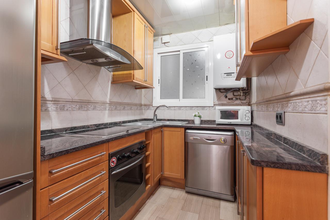 Flateli Lepant Apartment Barcelona Bagian luar foto