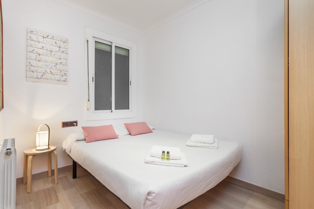 Flateli Lepant Apartment Barcelona Bagian luar foto