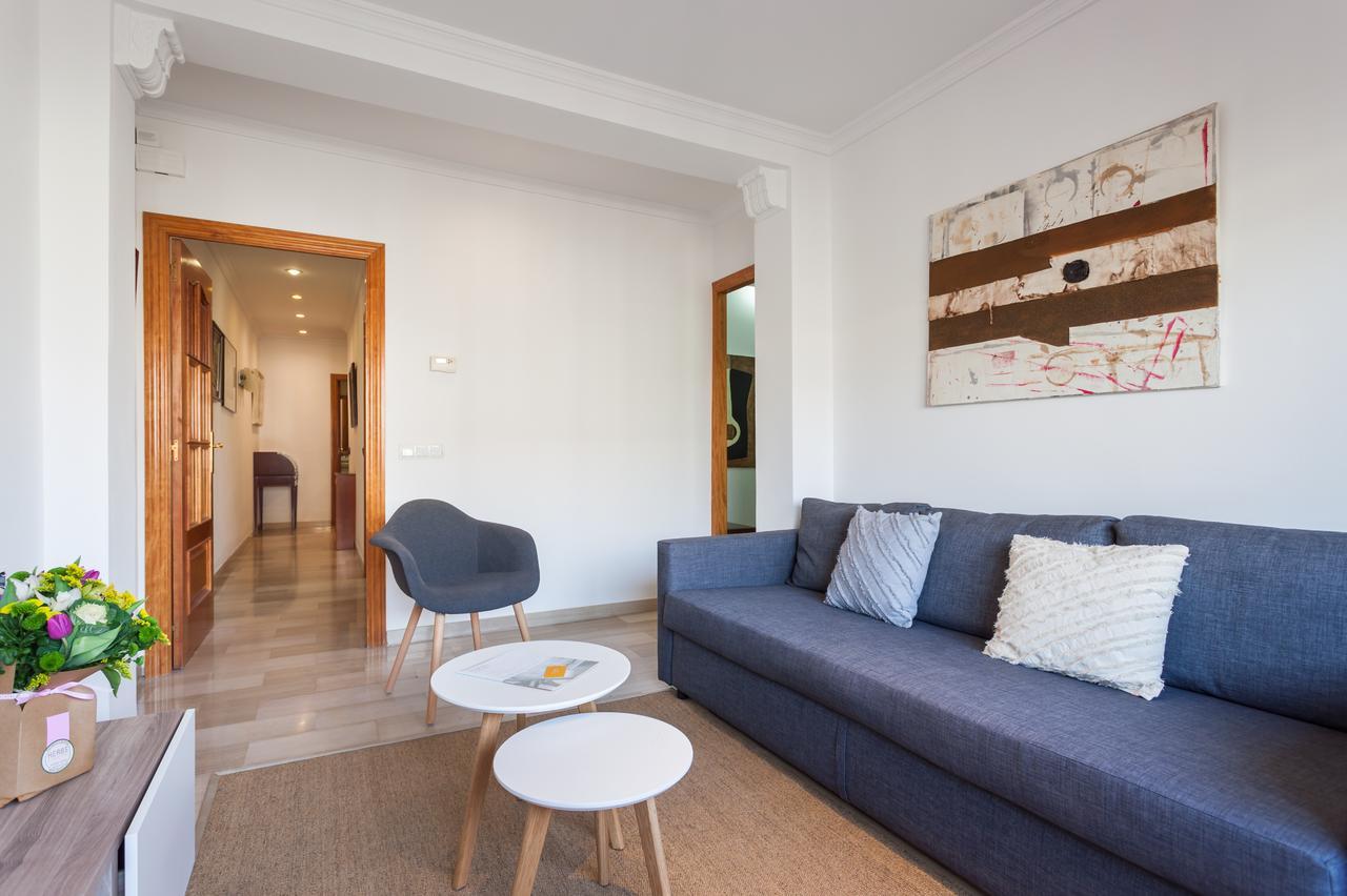 Flateli Lepant Apartment Barcelona Bagian luar foto
